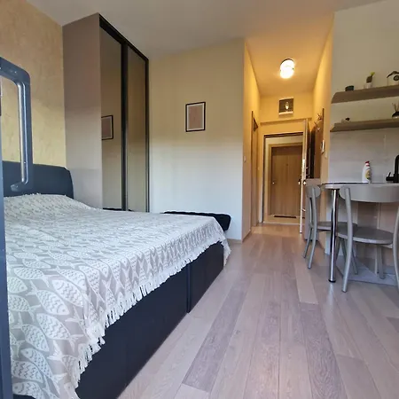 Apartment Seaside Serenity Beautiful In Becici, *